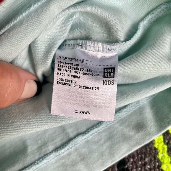 uniqlo x kaws x sesame street companion tee NWOT - Picture 4 of 5